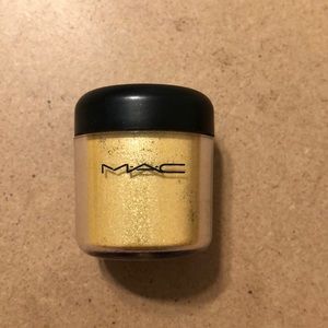 MAC Golden Lemon Pigment